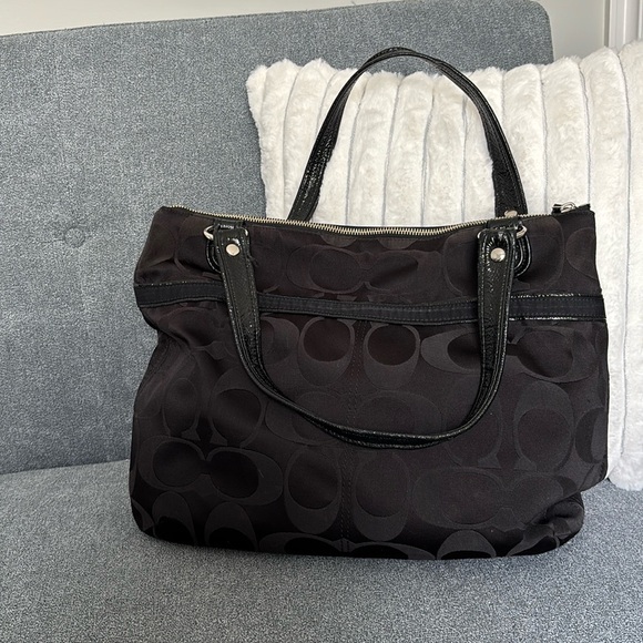 Coach Large Poppy Black Signature Logo Tote Purse Bag 18988 - Picture 3 of 13